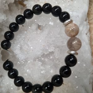 2 bracelets en obsidienne et pierre du soleil