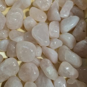 pierres roulées en quartz rose